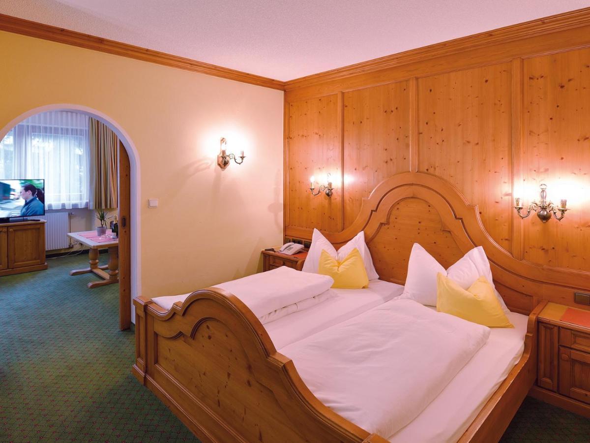 Pension Cafe Fritz Lech am Arlberg Exteriör bild
