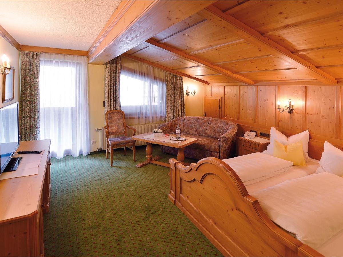 Pension Cafe Fritz Lech am Arlberg Exteriör bild