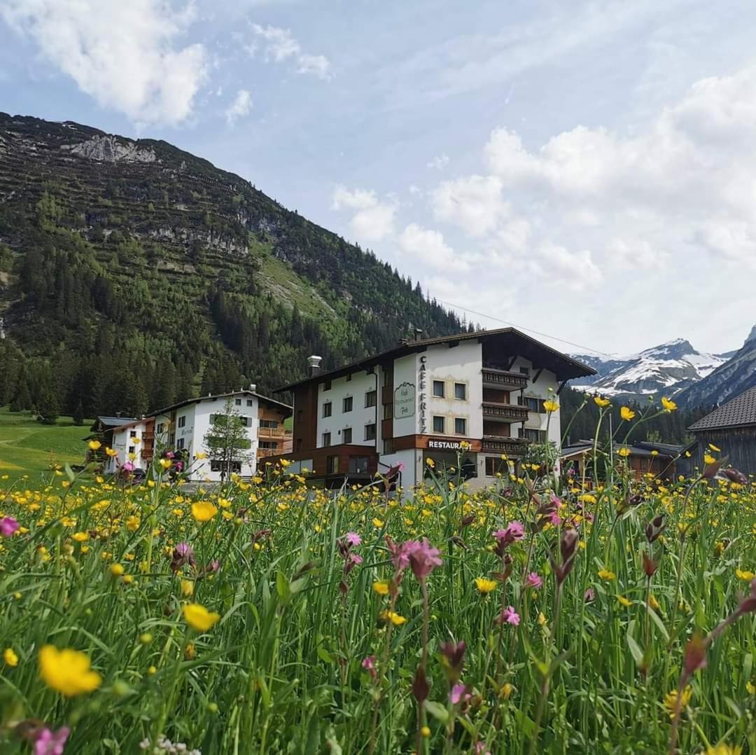 Pension Cafe Fritz Lech am Arlberg Exteriör bild