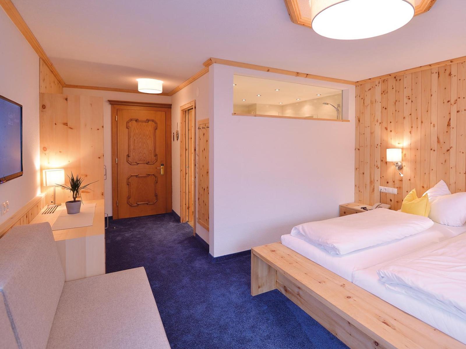 Pension Cafe Fritz Lech am Arlberg Exteriör bild